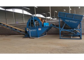 中鐵二十五局玉磨鐵路洗砂機(jī)工作現(xiàn)場